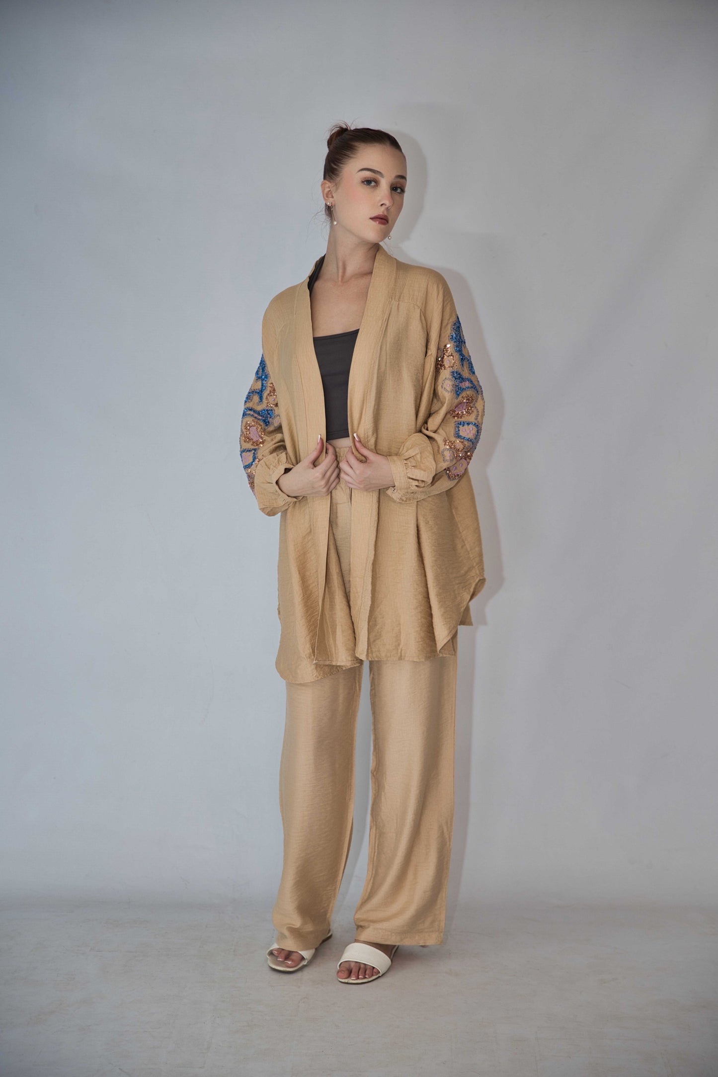 Beige Kimono Set With Sequins Design