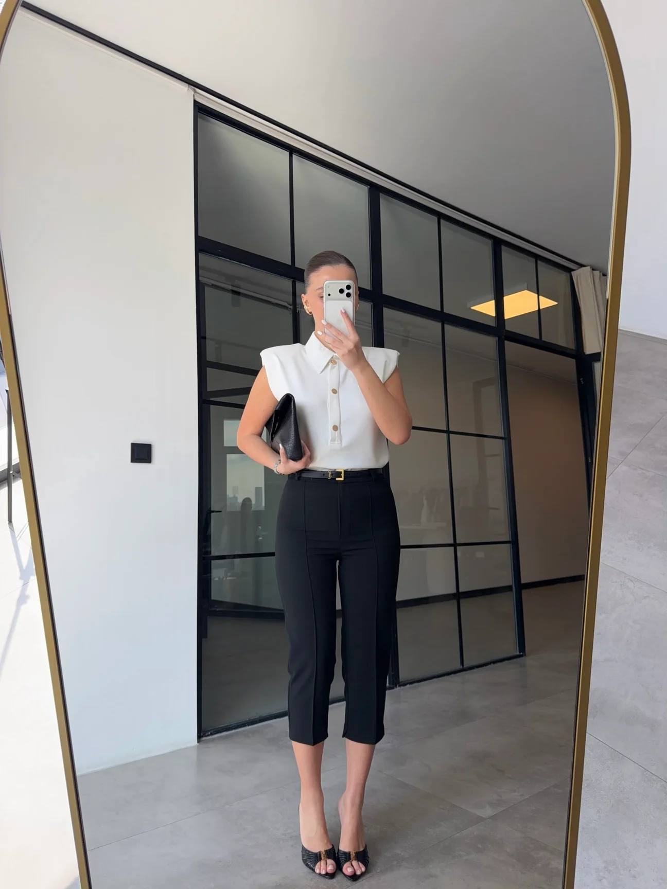 Tailored Capri Pants Black