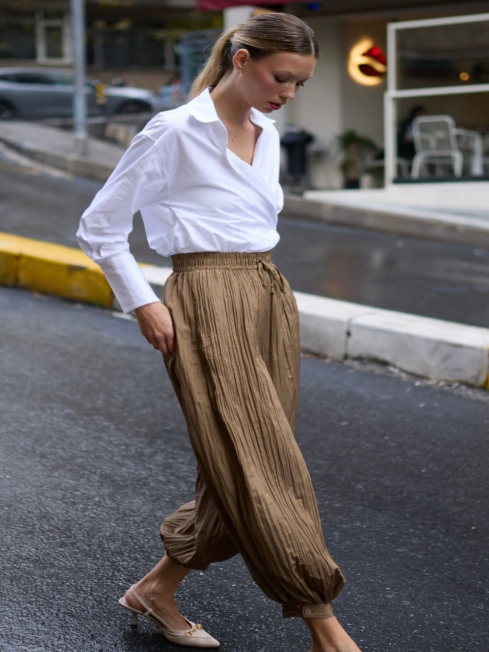 Crinkled Fabric Harem Pants with Drawstring Waist Bronze