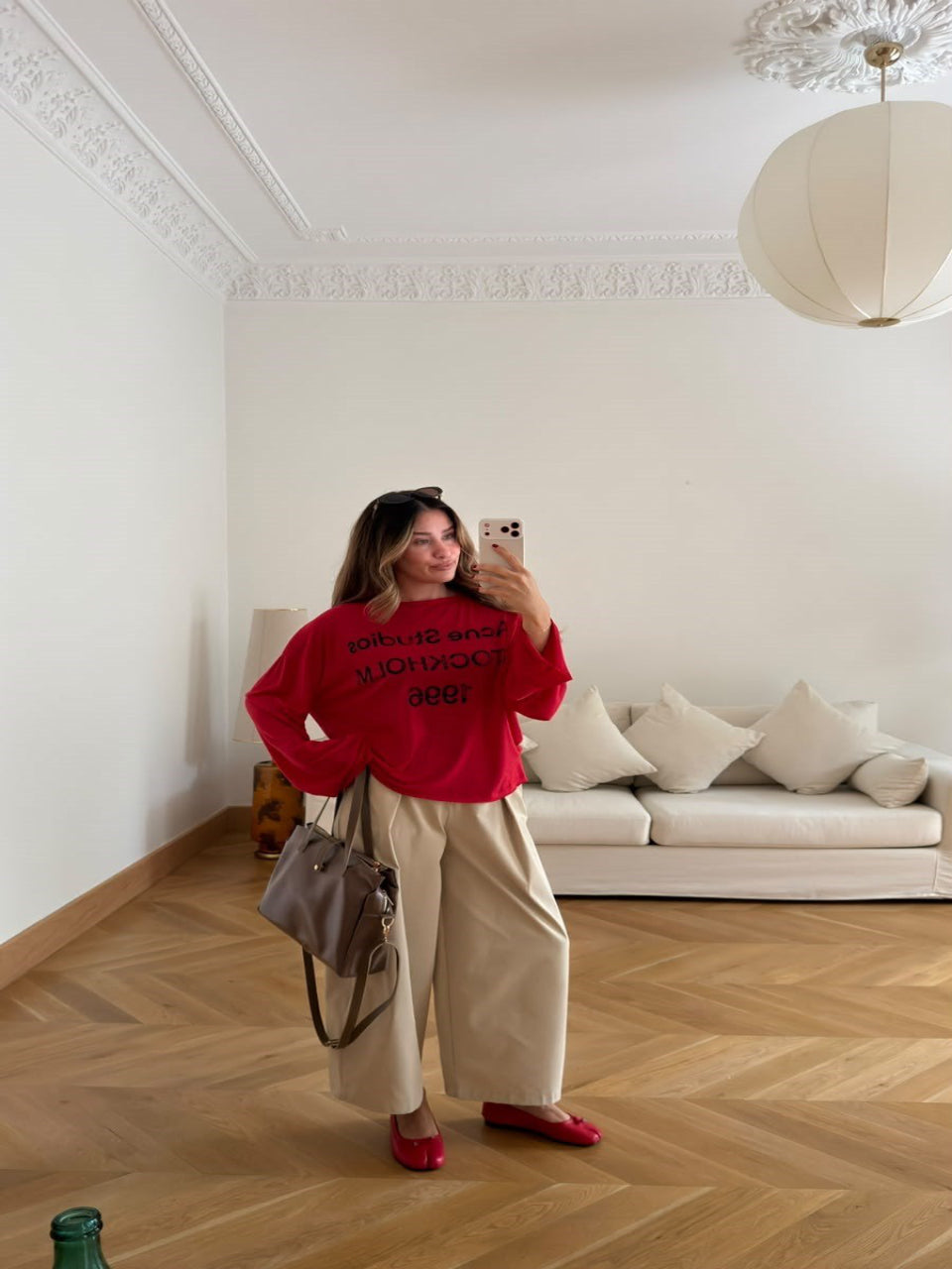 Stockholm Red Statement Tee STD (10 day waiting period)