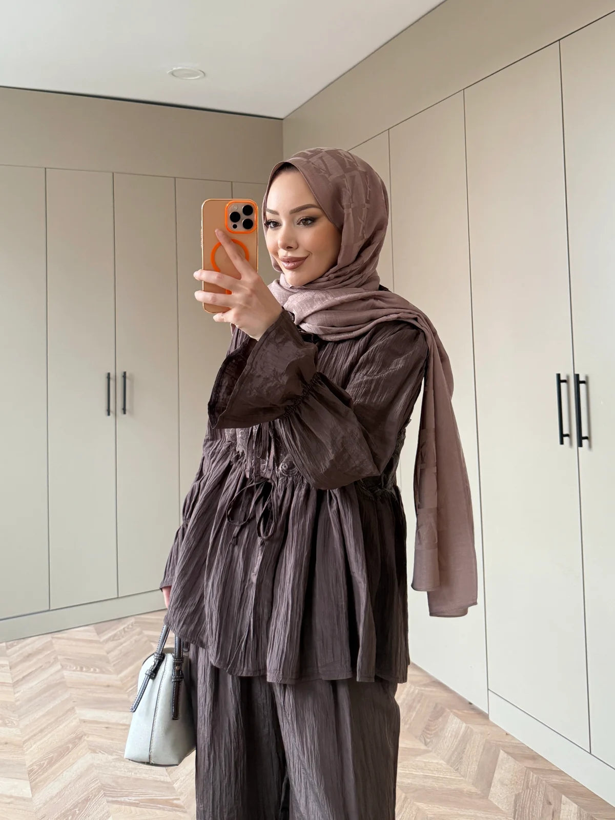 Lace Detail Crinkle Modest Set Brown