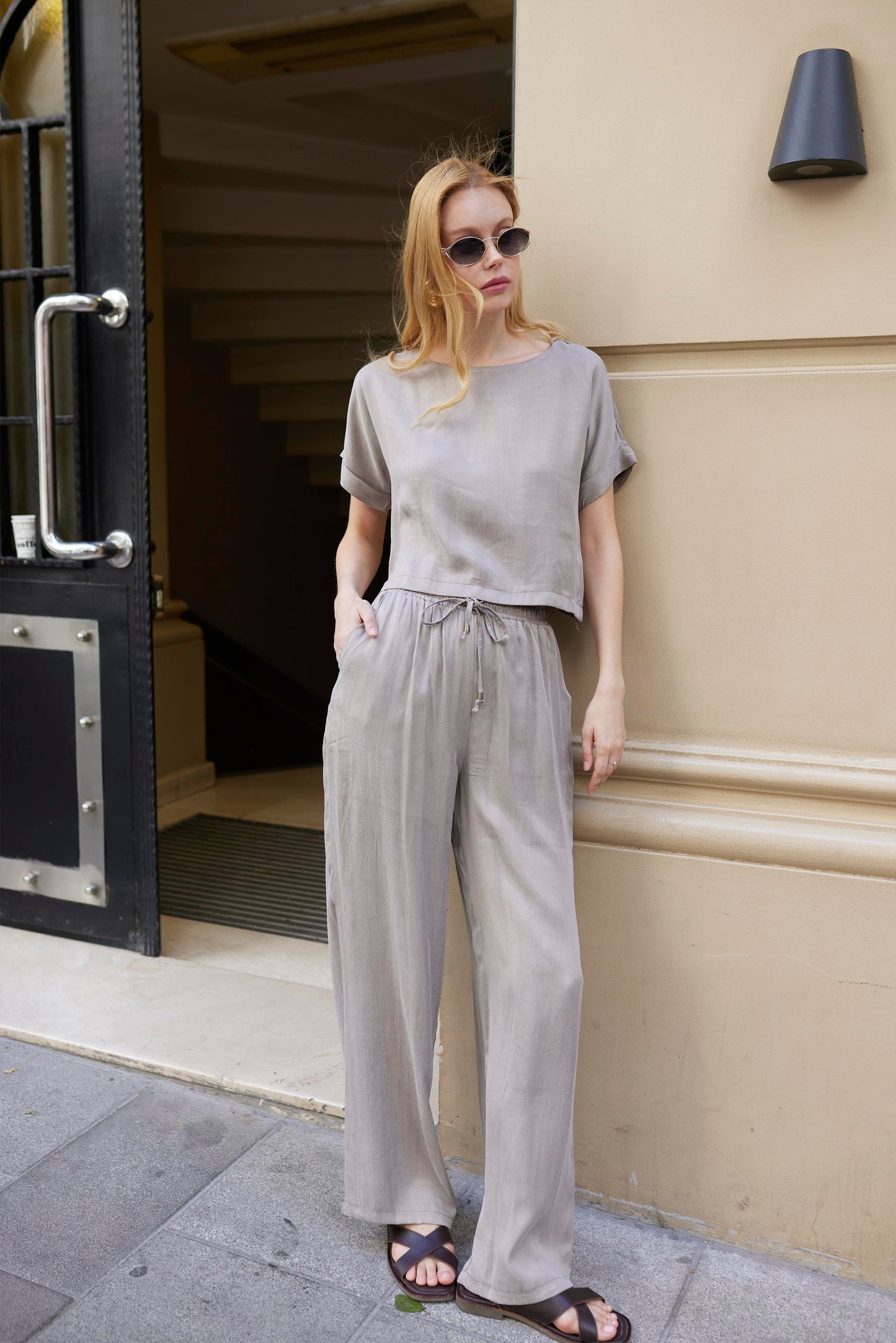 Silk-Textured Premium Set Beige