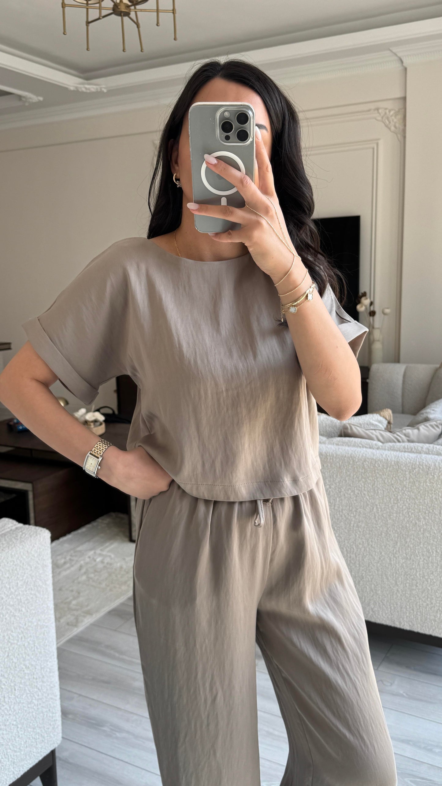 Silk-Textured Premium Set Beige