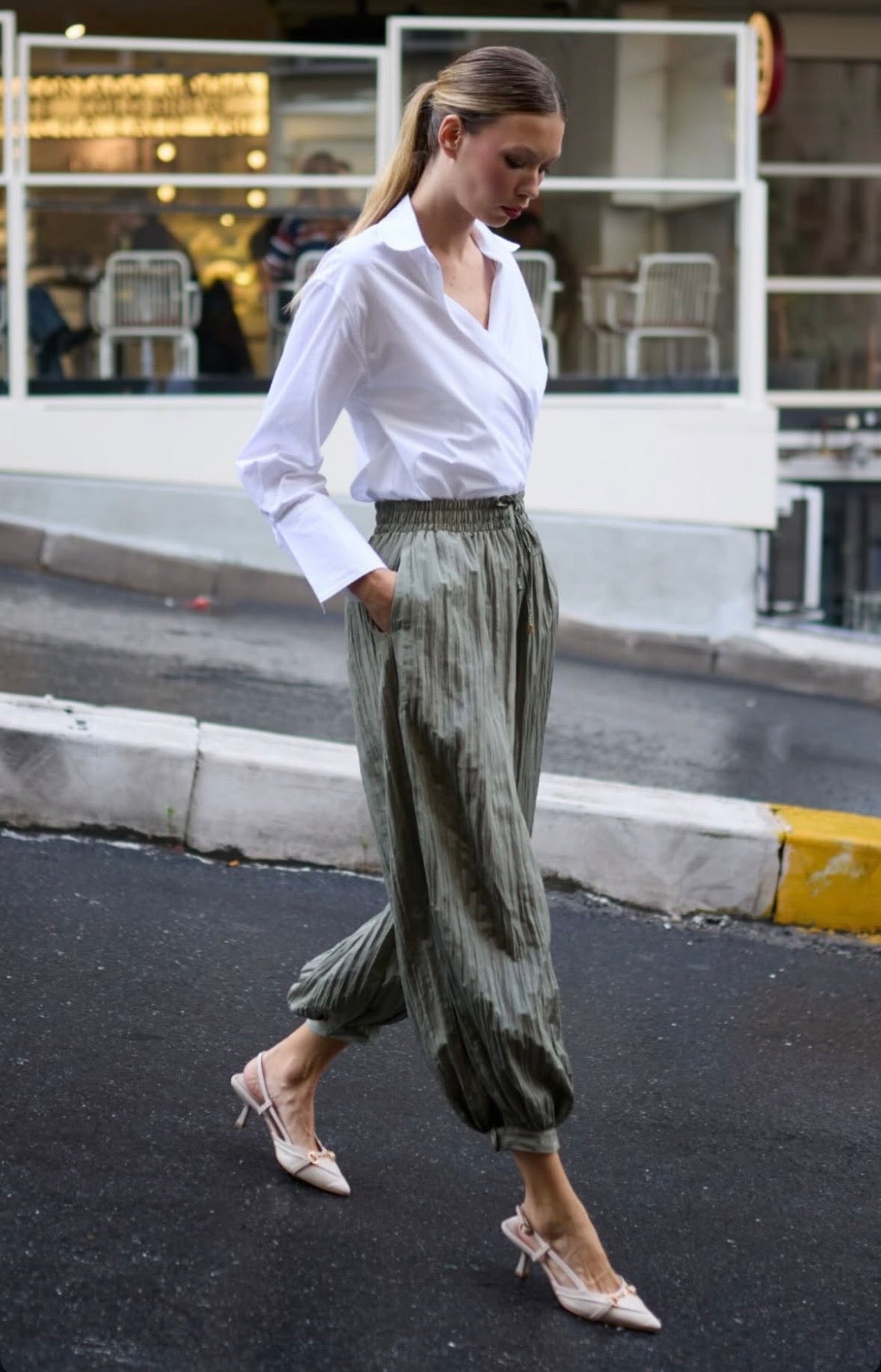 Crinkled Fabric Harem Pants with Drawstring Waist Green