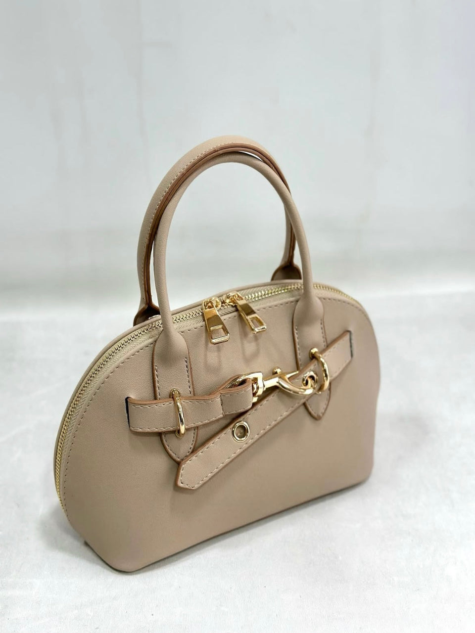 Belle Buckle Bag Taupe
