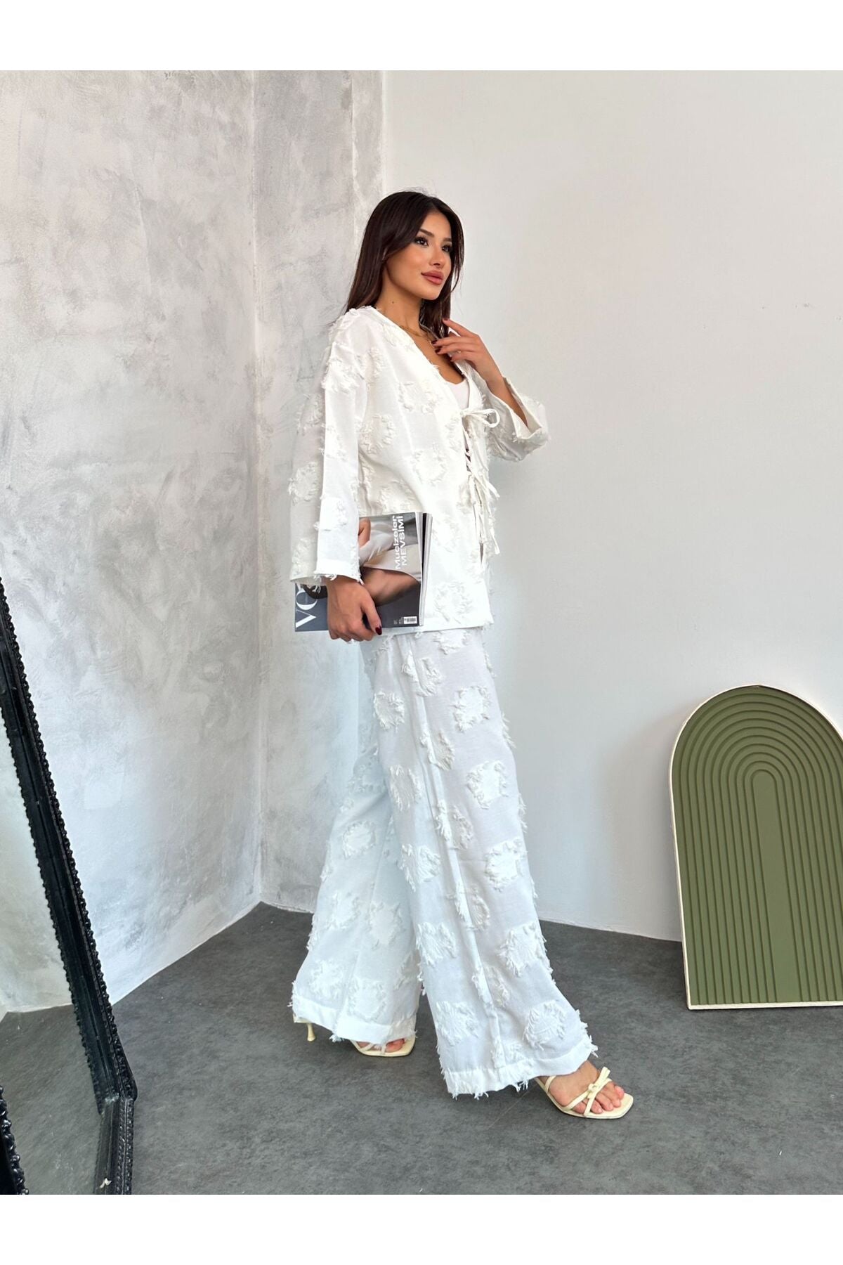 Textured White Tie Up Set