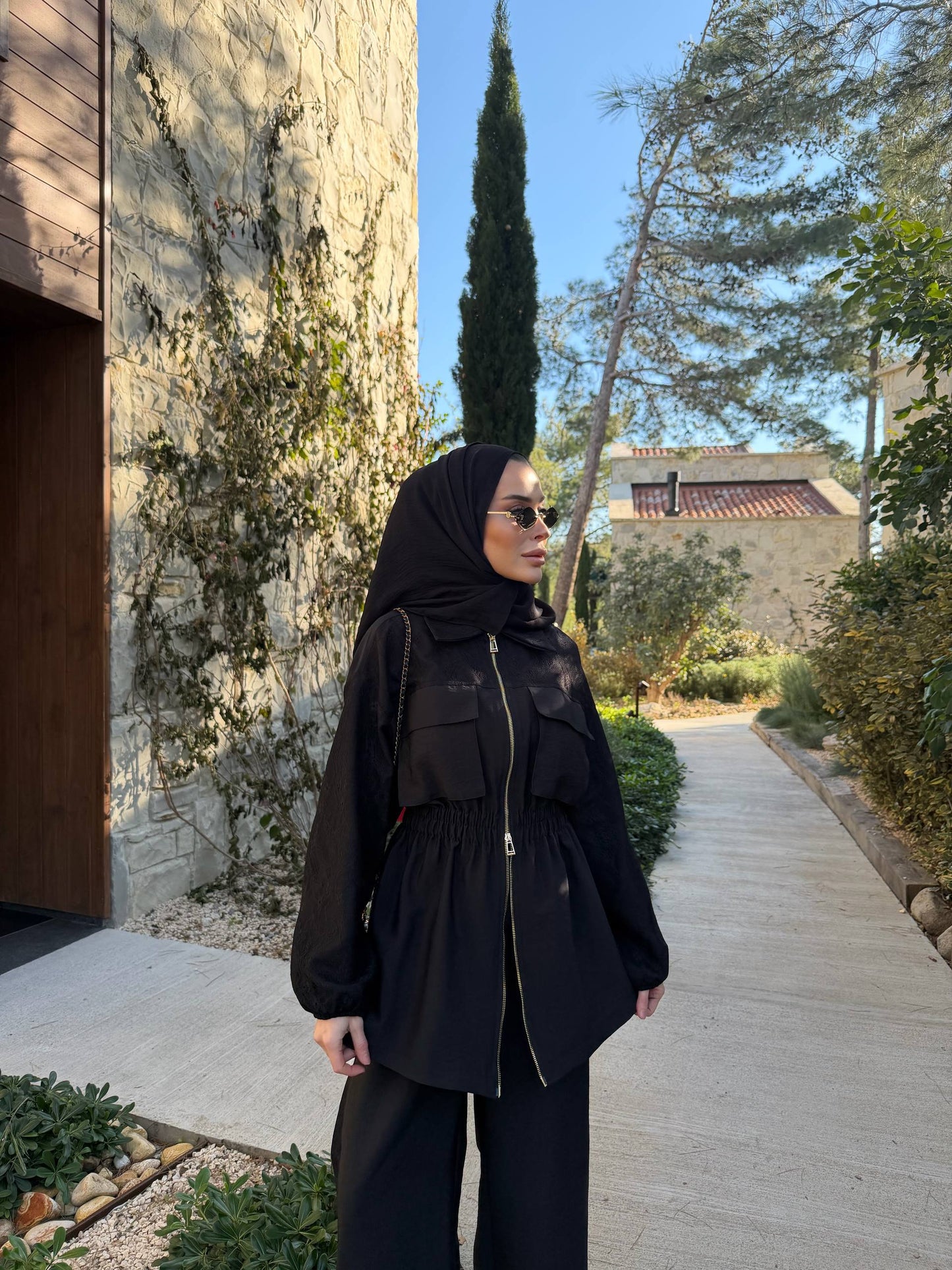 Lace Detail Zip-Up Modest Set Black