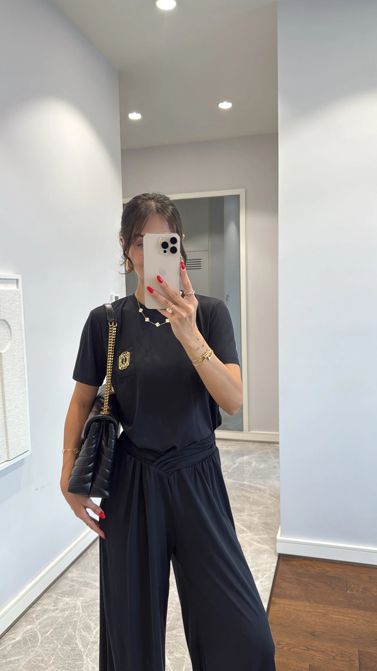 Gold Detailed T-Shirt & Pants Set Black