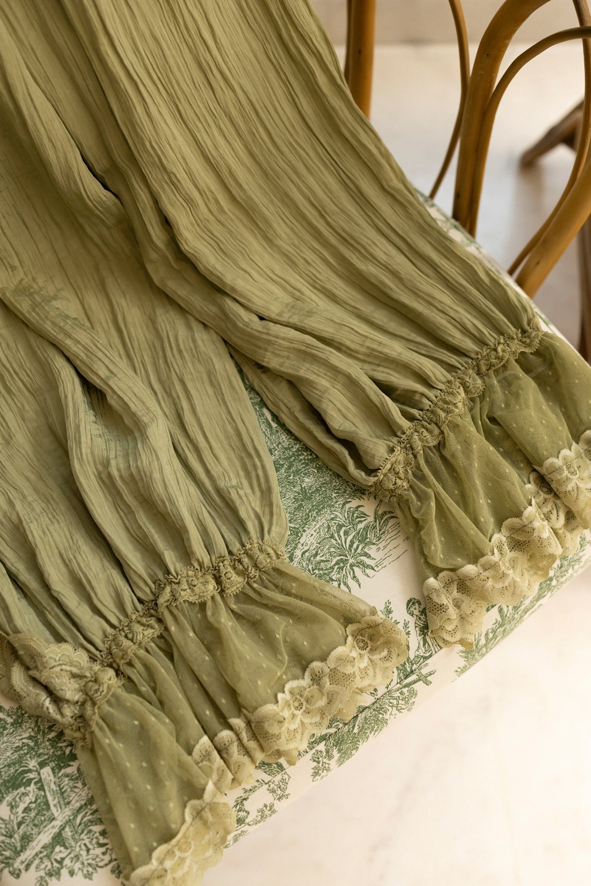 The Siena Lace Pants Pistachio