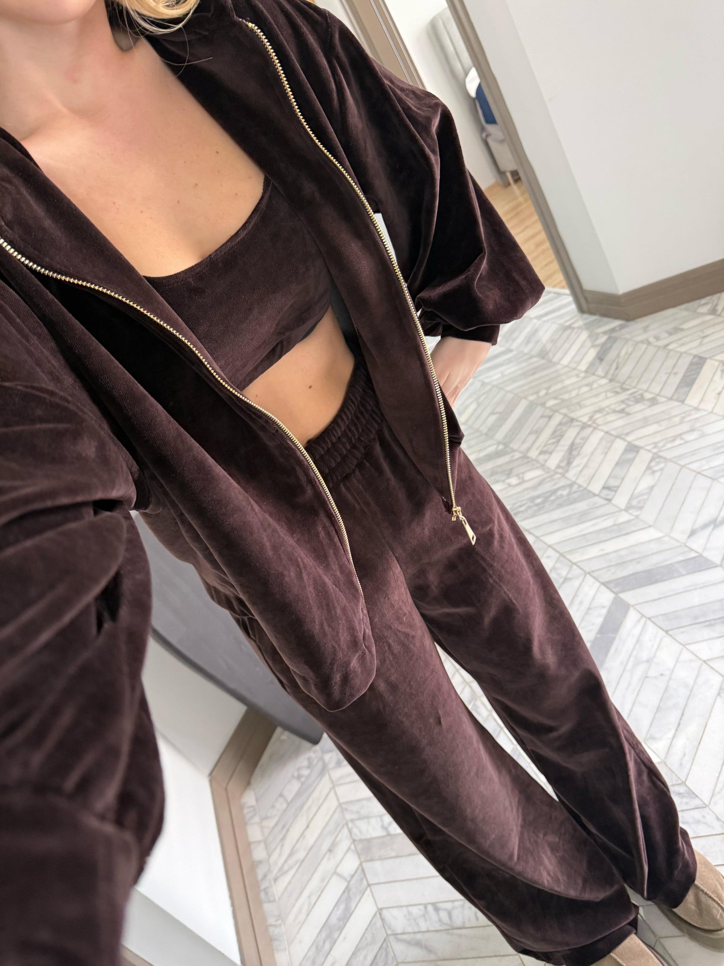 Chocolate Velvet 3 Piece Set