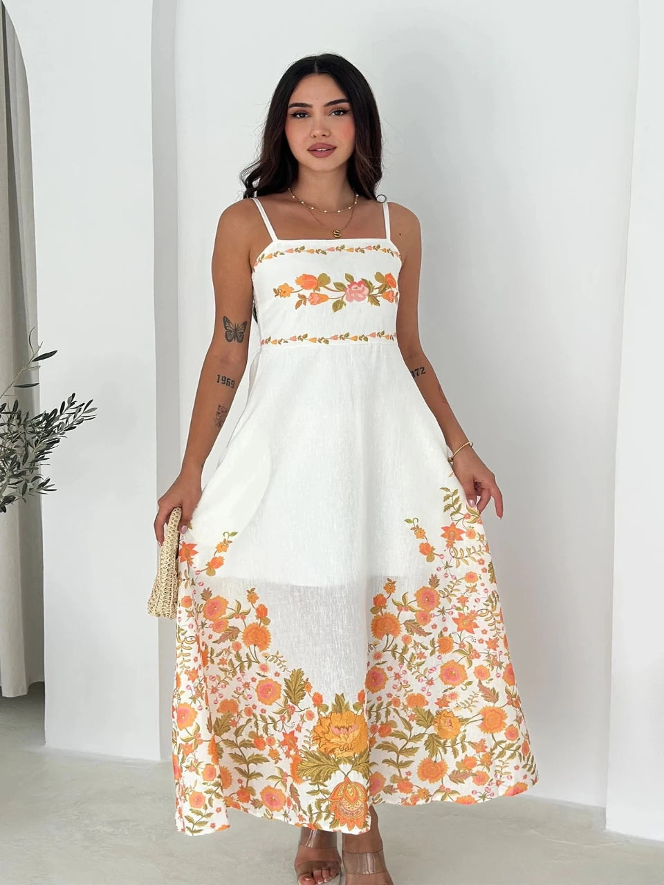 Floral Linen Dress – Natural Fabric Elegance
