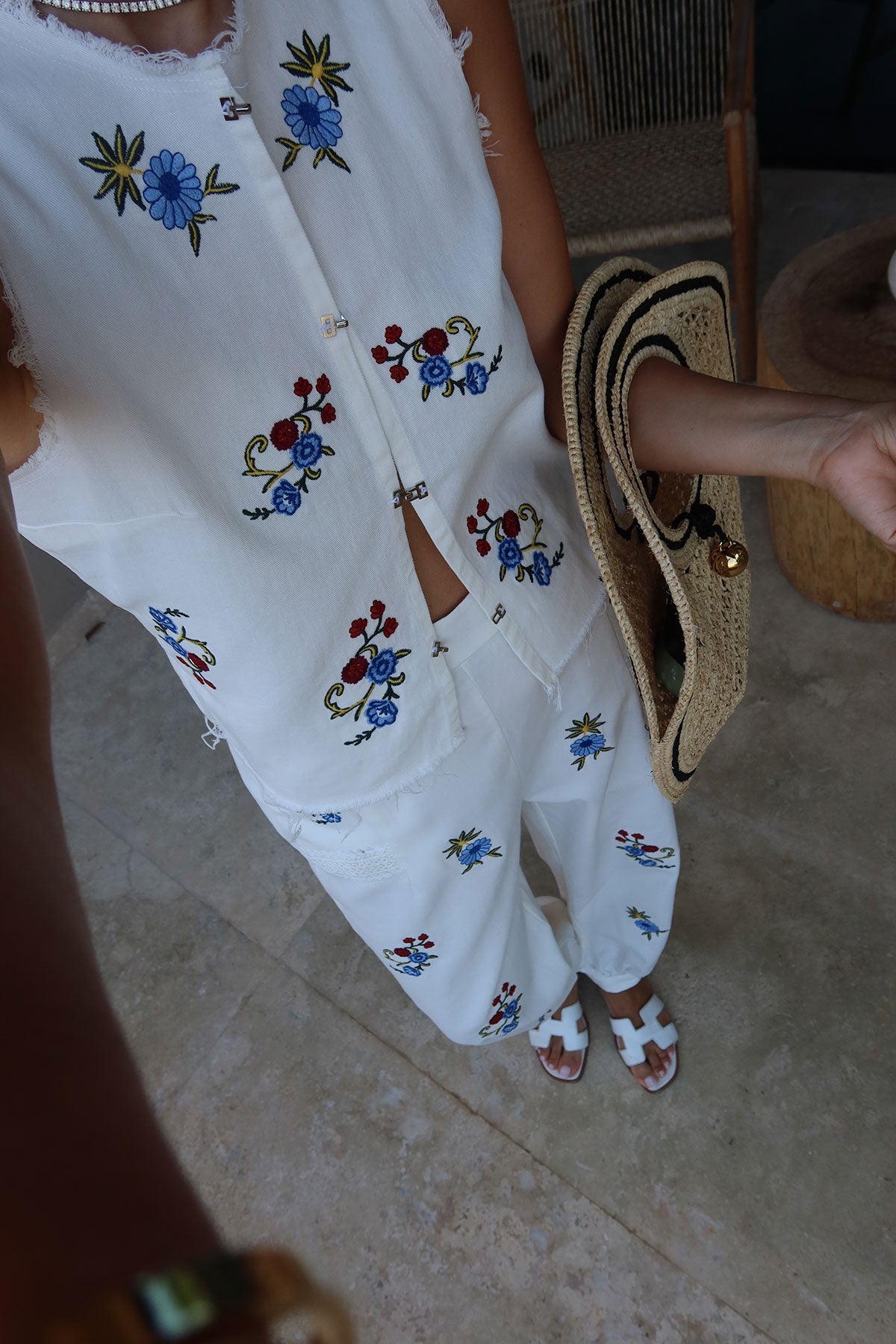 Fiora Embroidered Set