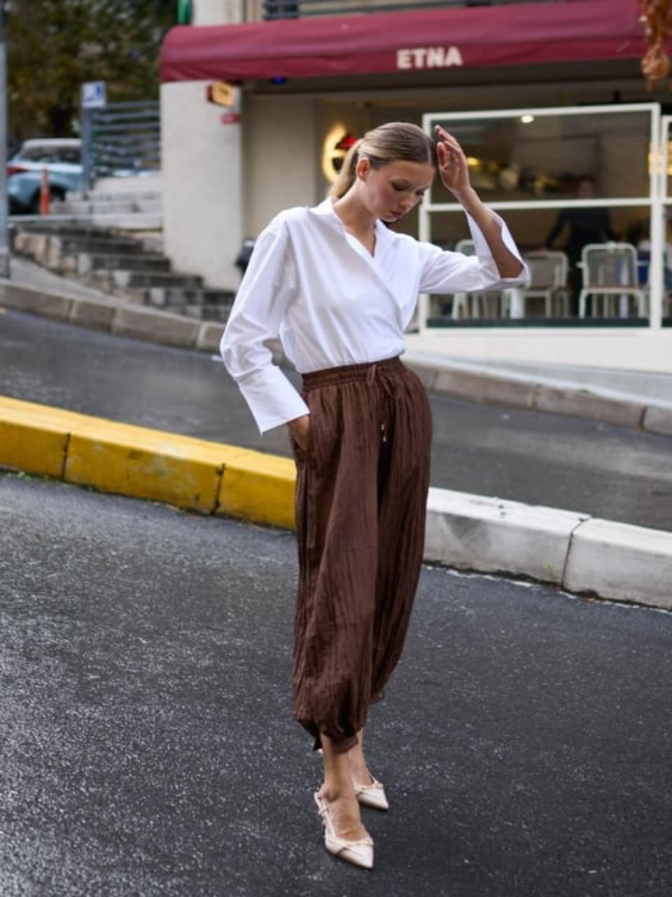 Crinkled Fabric Harem Pants with Drawstring Waist Brown