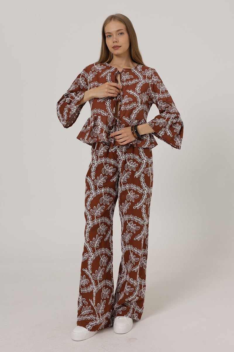 Embroidered Cotton Tie-Up Set Brown