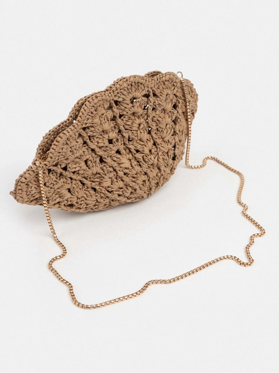 Shell-Shaped Woven Bag with Chain Strap – Taba